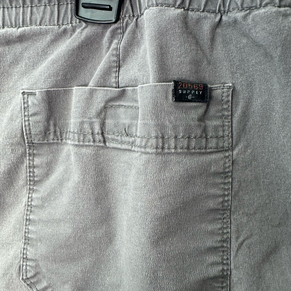 The Authentic Copper Oak Supply Gray Casual Drawstring Shorts size XL - Picture 4 of 8